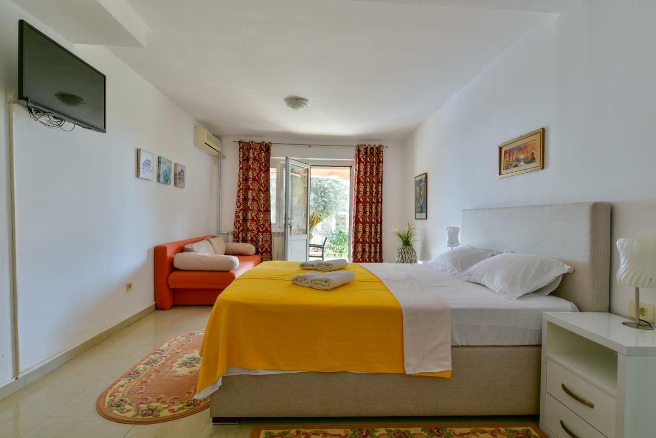 Apartments Kentera Lux Sveti Stefan Room photo